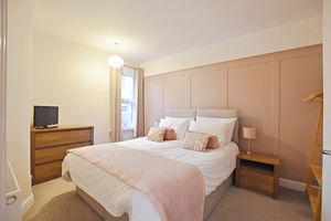 Photo 11- click for photo gallery